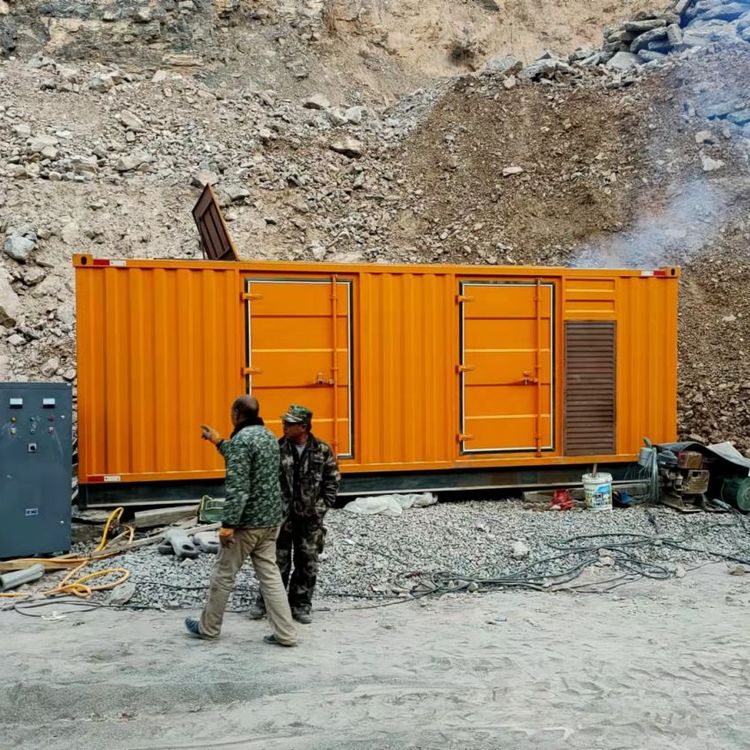 潍城如何选择适合自己的 800KW 柴油发电机组？